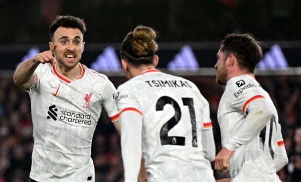 Sốc! Liverpool chỉ đá 1 trận Ngoại hạng Anh trong vòng 5 tuần