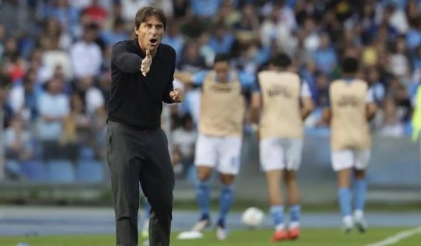 Soi trận Napoli vs Cagliari: Ngày phán quyết vắng Conte