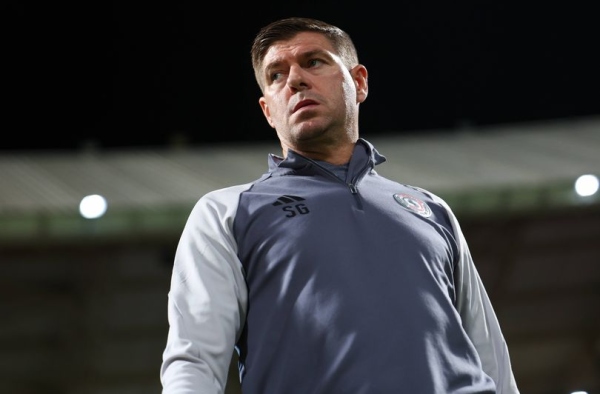 Steven Gerrard gửi một thông điệp về việc cổ vũ Liverpool trước trận chung kết Calaba Cup