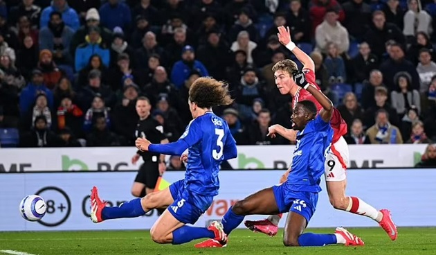 Sự kết thúc của cơn ác mộng: Hoylund đã nói gì sau khi bắn Leicester?