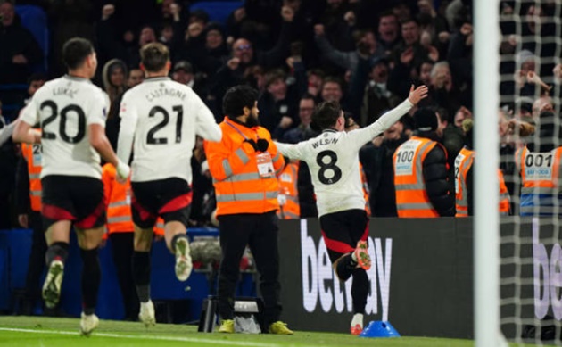 Sự ngây thơ khiến Chelsea bị trừng phạt