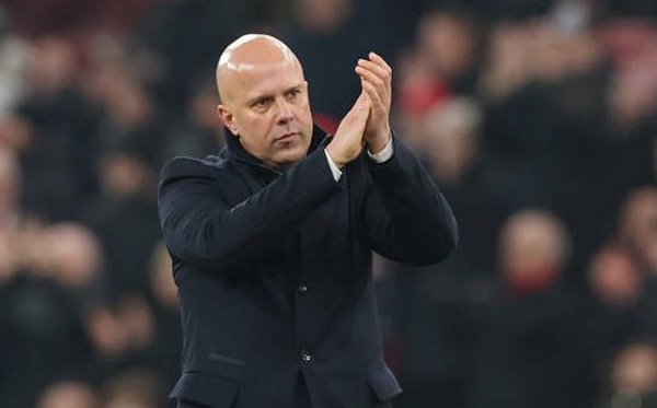 Sự thực dụng của Arne Slot khiến Liverpool trở nên đáng sợ