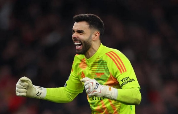 Sự xuất sắc của Raya là khởi nguồn cho thảm bại của Man City