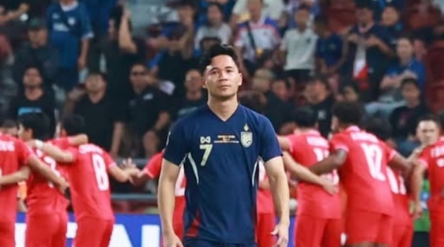 Supachok nhận mưa chỉ trích