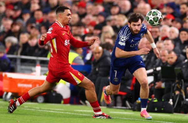 "Tôi không hiểu tại sao cậu ấy lại muốn rời Liverpool vào lúc này?"