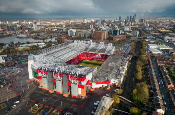 Tại sao MU xây sân mới thay vì nâng cấp Old Trafford?