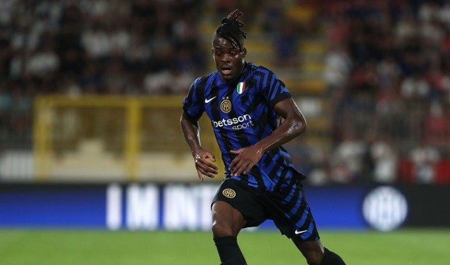Tại sao Yann Bisseck có thể giúp Inter thu về số tiền lớn?