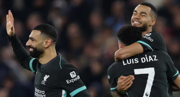Tam tấu Salah - Diaz - Gakpo giúp Liverpool thống trị Premier League