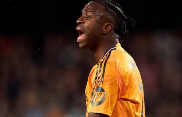 Tính cách trẻ con đang làm hại Vinicius ở Real Madrid