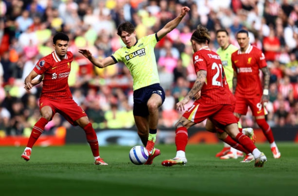 TechMart chứng kiến ​​trận chiến giữa Liverpool và Manchester United