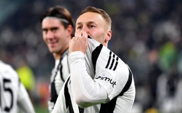 Teun Koopmeiners lập siêu phẩm, Juventus hủy diệt đối thủ ở Coppa Italia