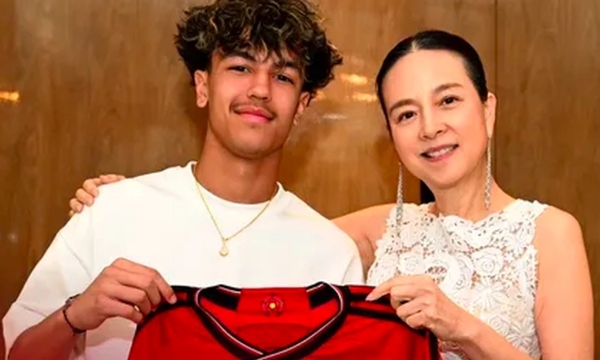 Thần đồng Man Utd đồng ý khoác áo U17 Thái Lan dự giải Châu Á