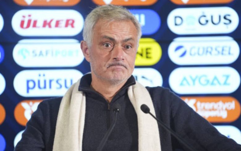 Thắng 3-1, Mourinho báo tin dữ về trụ cột Fenerbahce