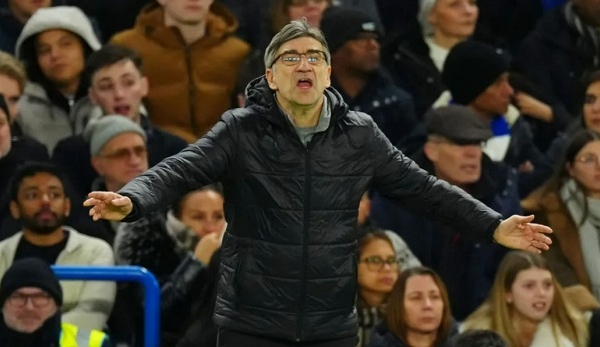 Thêm một HLV nữa ở Premier League đứng trước nguy cơ "ra đường"