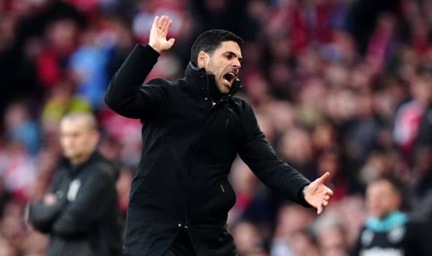 Thua West Ham, giấc mơ vô địch Ngoại hạng Anh đã khép lại với Arsenal