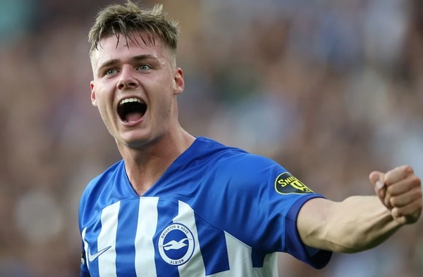 Thương vụ tái hợp hứa hẹn tại Premier League