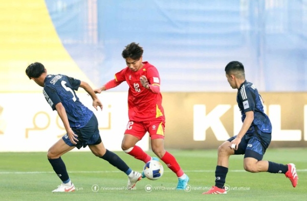 Tiền phạt 90+6 phút, U17 Việt Nam xuất sắc ở Nhật Bản
