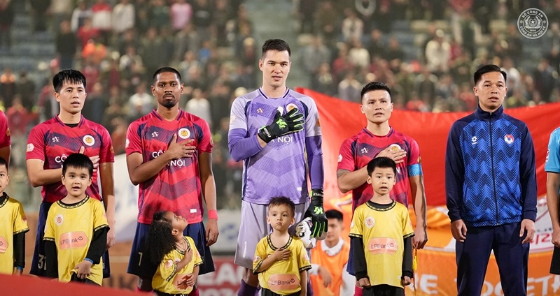 Tin tức bóng đá Việt Nam điểm 16/12: Nguyễn Filip nói sau sai lầm; Trọng tài giảm v League?
