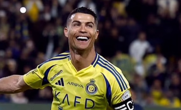 Tỏa sáng cho Al Nassr, Ronaldo ẵm luôn giải Cầu thủ hay nhất trận