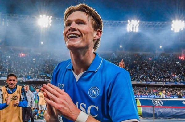 Top 10 chữ ký ấn tượng nhất châu Âu 2024/25: Gọi tên Mbappe - McTominay