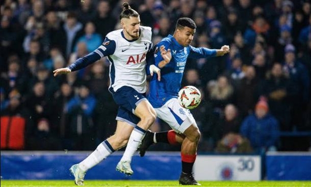 Tottenham nối dài chuỗi trận thất vọng sau 90 phút khó khăn trước Rangers
