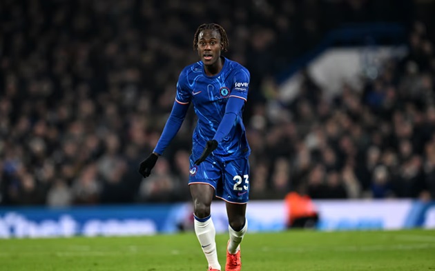 Trevoh Chalobah tỏa sáng trong ngày trở lại Chelsea
