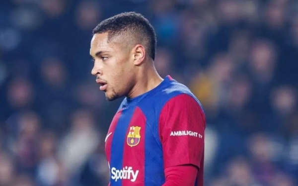 Tương lai khó đoán của Vitor Roque