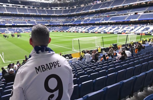UEFA trừng phạt Real Madrid vì phân biệt chủng tộc với Pep Guardiola