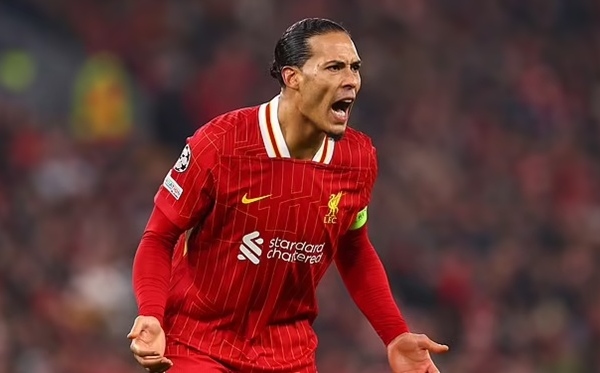Van Dijk đảm bảo người hâm mộ của tương lai