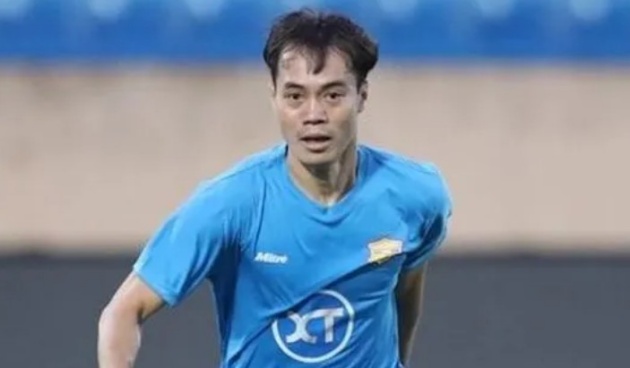 Văn Toàn nguy cơ bị HLV Kim Sang-sik gạch tên