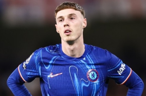 Vì sao Cole Palmer 'mất tích' ở Chelsea?