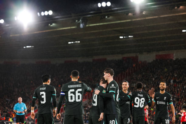 Vì sao trận Liverpool, Arsenal, Man Utd ở EFL Cup không có VAR?