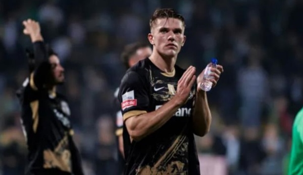 Viktor Gyokeres sa sút sau khi Amorim tới MU