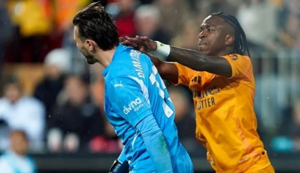 Vinicius Jr có thể nhận án phạt nặng sau thẻ đỏ tai hại
