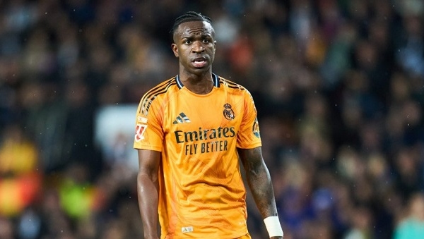 Vinicius vẫn có thể thi đấu ở Copa del Rey dù nhận thẻ đỏ