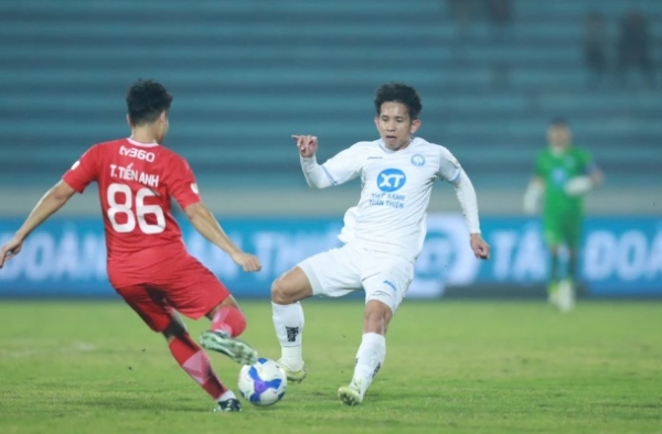 Vòng 15 v League: Biến động vị trí đầu tiên; Nhóm cuối cùng giành được cuộc sống