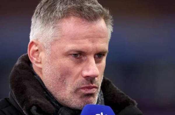 'Vũ khí' lợi hại của Arsenal khiến Jamie Carragher kinh ngạc