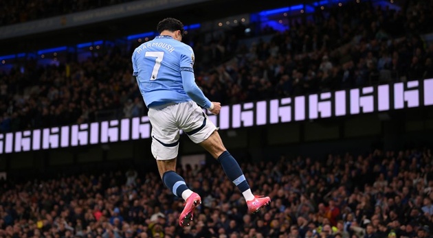 "Vua của Ai Cập" của Manchester City thay thế Heraran
