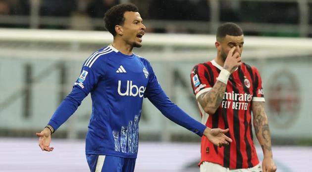 Walker đã cố gắng giúp Dele alli tránh thẻ đỏ nhưng không thành công