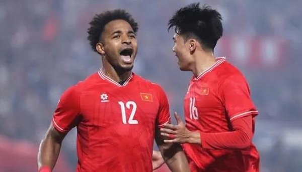 Xuân Son đáp trả hùng hồn khi bị cầu thủ Thái Lan mỉa mai