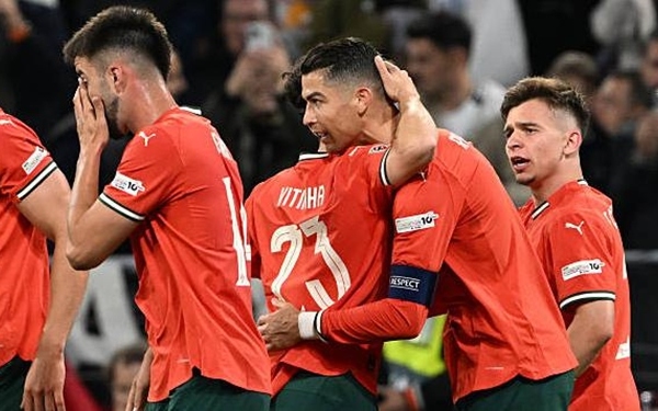 Đức 1-2 Bồ Đào Nha: Ronaldo tỏa sáng; Sự xuất sắc của Ter Stegen