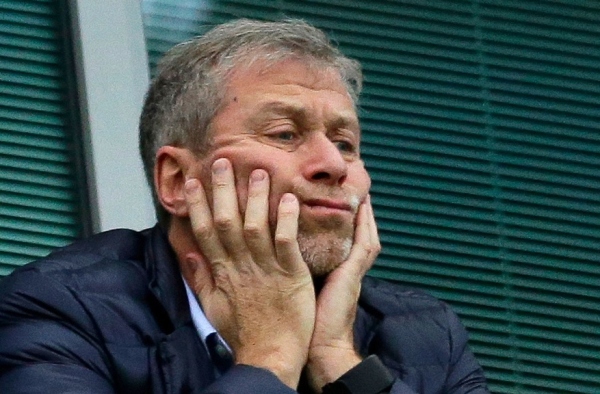 Abramovich đối mặt nguy cơ kiện tụng vì số tiền bán Chelsea