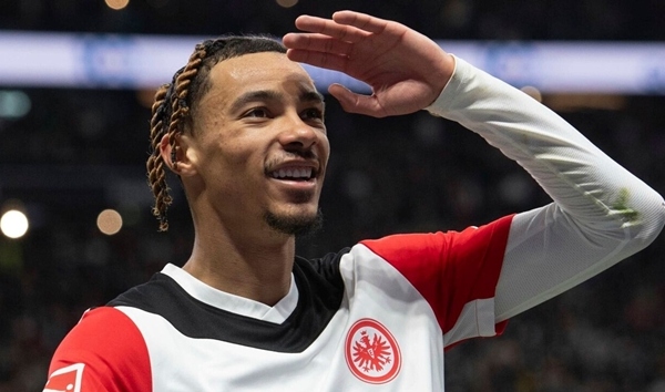 Chiến lược chuyển nhượng 90 triệu bảng cho Man Utd