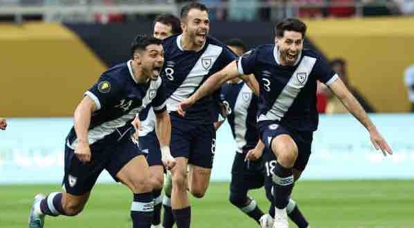 Địa chấn Gold Cup: Guatemala loại Canada sau loạt "đấu súng" nghẹt thở
