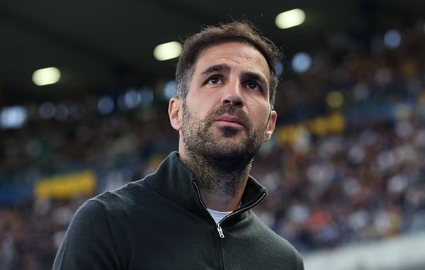 Fabregas khẳng định trung thành với Como giữa tin đồn sang Inter