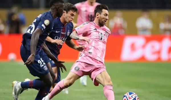 Fan lo Messi mất giá trị, kêu gọi rời Inter Miami sau trận thua PSG