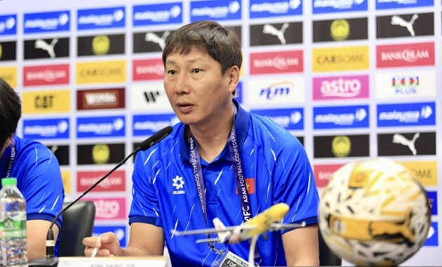HLV Kim Sang-sik coi Malaysia là thử thách khó nhất