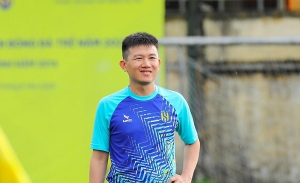 HLV Phan Như Thuật sang Nhật học bằng Pro AFC ngay sau chung kết