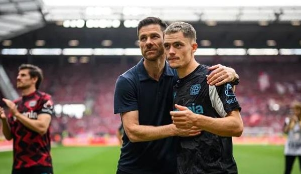 Joachim Low bất ngờ khi Wirtz chọn Liverpool thay vì Real Madrid