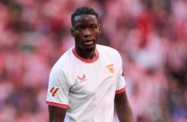 Lucien Agoume là phép thử cho tầm nhìn của Arsenal